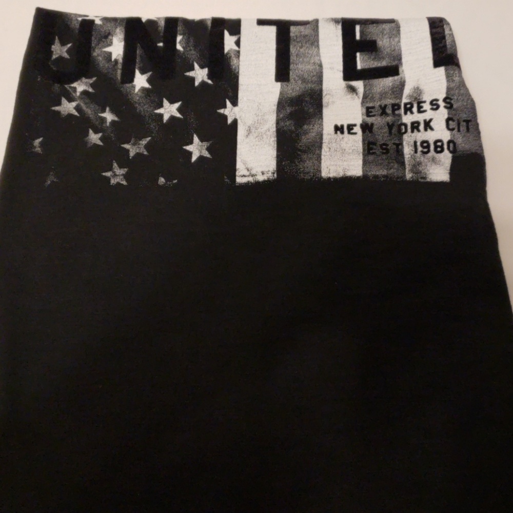 🎁EXPRESS NEW YORK CITY EST  1880T Shirt - Picture 4 of 7